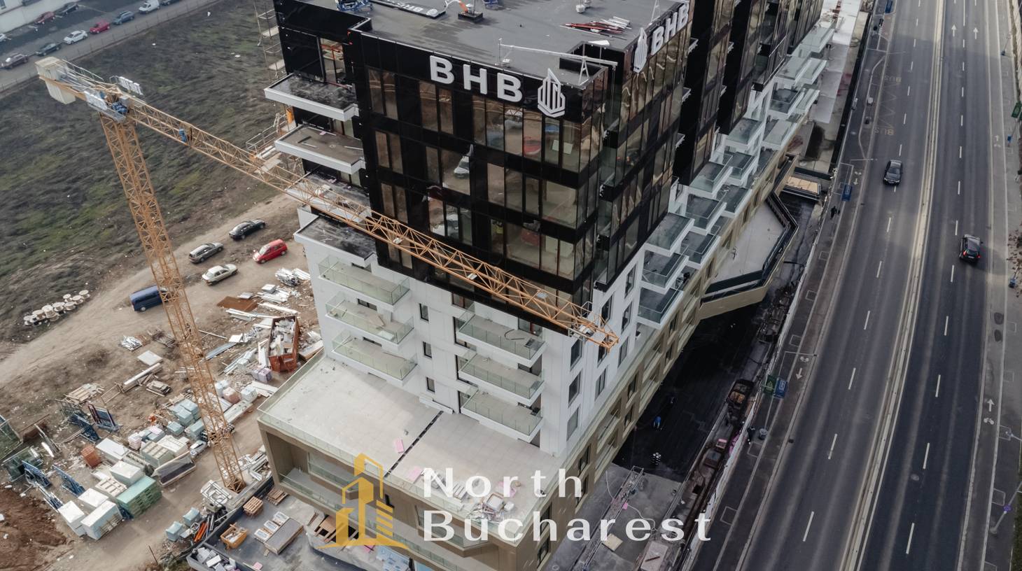 https://images.northbucharest.ro/FRt4XMnZY7xc1PCDbJUIVjpcn4rJOPD3TxYEwkCsJI4/watermark:0.75:so:0:30:0.39/resize:fill:1460:816:1/gravity:ce/bG9jYWw6Ly8vZXN0YXRlL2xyLzBiY2U5MzA4LTY5OWYtNDAzZS1hZjJjLWEwNjA2NDcxMjZmMy5qcGVn