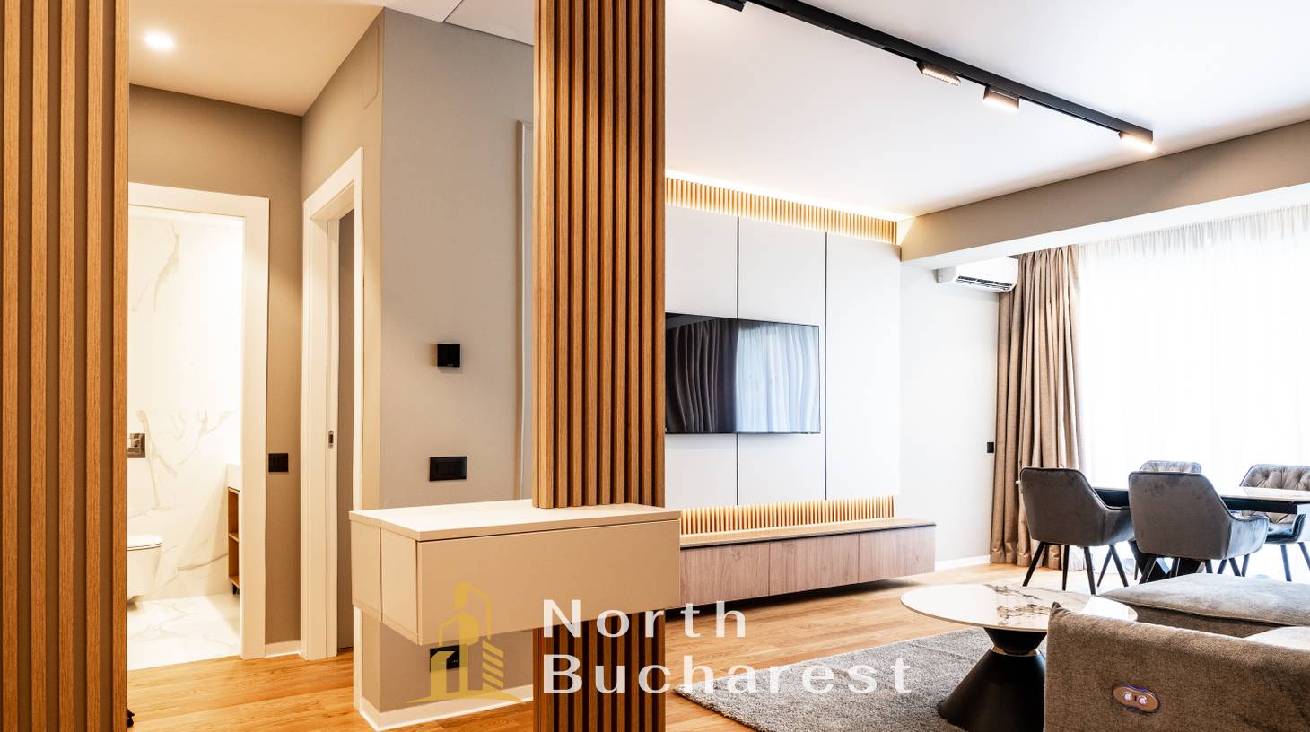 https://images.northbucharest.ro/FeMZHX2VQA_8dL1vHhPHKfdpimutc4JY1SmsgpRlqKc/watermark:0.75:so:0:30:0.39/resize:fill:1460:816:1/gravity:ce/bG9jYWw6Ly8vZXN0YXRlL2xyL2FjMmZmNzgzLWQwMzgtNDNmMC1iMjk2LTkxNjM4Mzk0ODUyOC5qcGVn