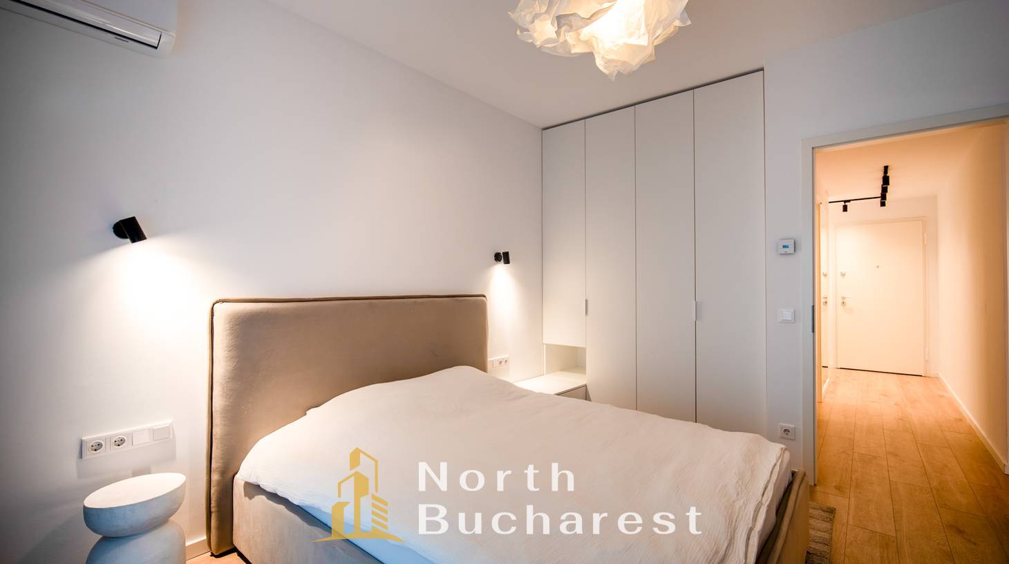 https://images.northbucharest.ro/FovKNYMe5eRZdoA6PCl4pRxtUUOpXHpLgSx6vbHkccM/watermark:0.75:so:0:30:0.39/resize:fill:1460:816:1/gravity:ce/bG9jYWw6Ly8vZXN0YXRlL2xyLzM3MjEwMDg4LTRmMmYtNDFkMS1hZGFhLWVmZDBjOWRiYzQyNC5qcGVn