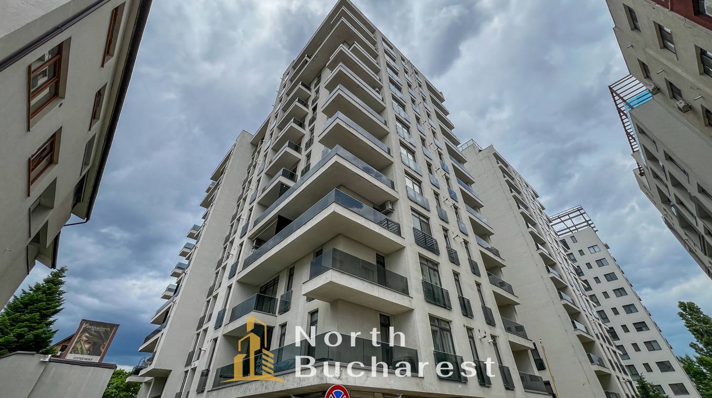 https://images.northbucharest.ro/GBo1jh2nlbjJSa8JNbFpsG_IBh4r1x8b66ax3dtcFuU/watermark:0.75:so:0:30:0.39/resize:fill:1460:816:1/gravity:ce/bG9jYWw6Ly8vZXN0YXRlL2xyLzIyZjViNmZjLTk2ODktNGY5NS1hNDNkLTE2MDJiOWE1MmU0ZC5qcGVn