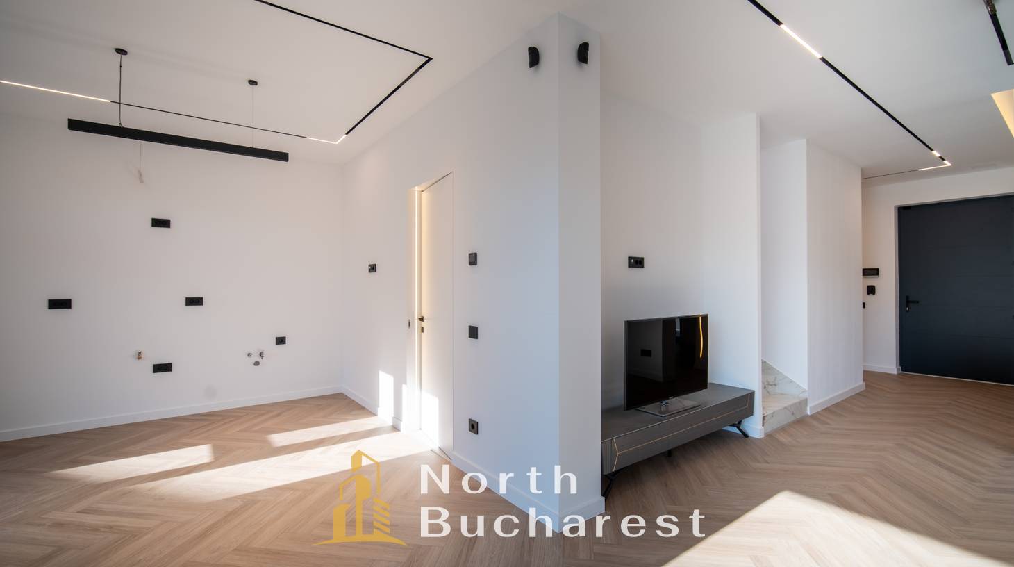 https://images.northbucharest.ro/GXZlsbHqhlkFpb4qZw0PqkpX-pueIRpwAYI29CRJziQ/watermark:0.75:so:0:30:0.39/resize:fill:1460:816:1/gravity:ce/bG9jYWw6Ly8vZXN0YXRlL2xyLzM1MzQ1NmI1LTMyYWMtNGJkNy1iM2QzLWFkNWNlM2IwNzRlMC5qcGVn