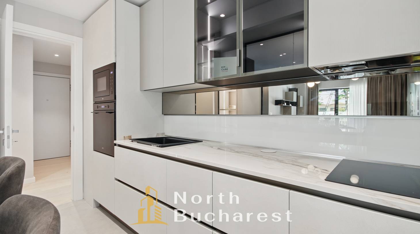 https://images.northbucharest.ro/GgZa1QCum_bMA672cB1b0qCjVTQziFN9CkgnWIhB4tk/watermark:0.75:so:0:30:0.39/resize:fill:1460:816:1/gravity:ce/bG9jYWw6Ly8vZXN0YXRlL2xyLzMwMjFjZTgyLWFhMzUtNDQ2OC05NjBjLWI3Y2M3N2ViMGMyNS5qcGVn