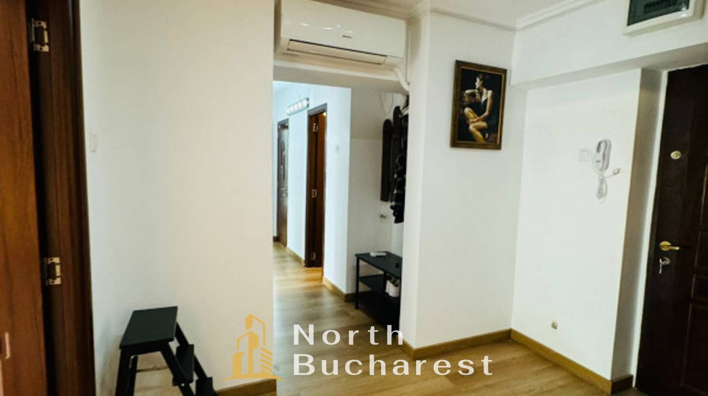 https://images.northbucharest.ro/GkSTUZpGXnmjLa48_vqJ_uOGfpwJKhppvVQHFJYOeHA/watermark:0.75:so:0:30:0.39/resize:fill:1460:816:1/gravity:ce/bG9jYWw6Ly8vZXN0YXRlL2xyL2s0d3VuNTJtcWtsN212eC03MzRfMTYuanBn