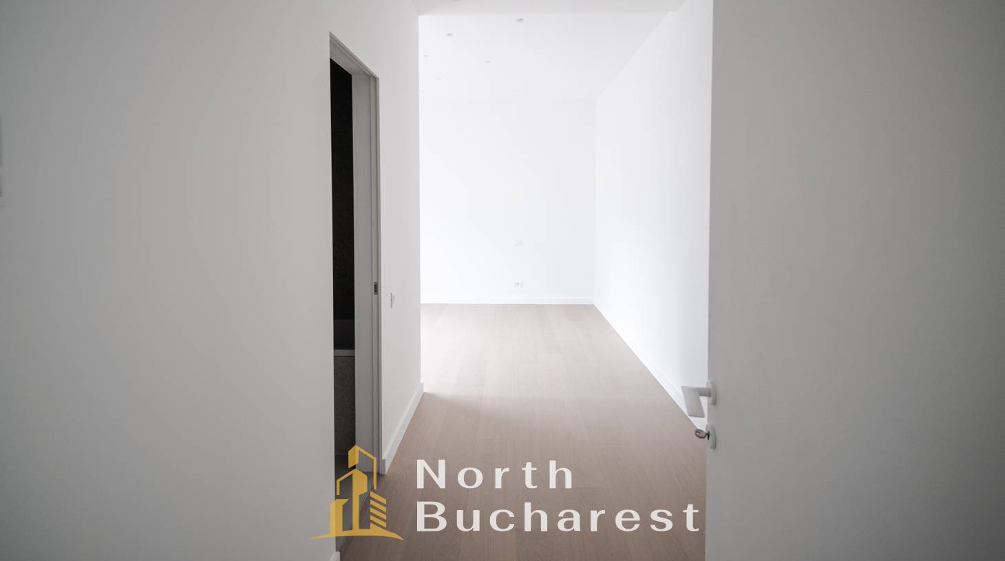 https://images.northbucharest.ro/HHzAhk5aH-BQdAao5Hj5fPvzwHylZvyAs7XfhKbo9KA/watermark:0.75:so:0:30:0.39/resize:fill:1460:816:1/gravity:ce/bG9jYWw6Ly8vZXN0YXRlL2xyLzM5NTFlM2RhLTllZTMtNDNjYy05OTllLWZiMDk4MWUyMzM0NC5qcGVn