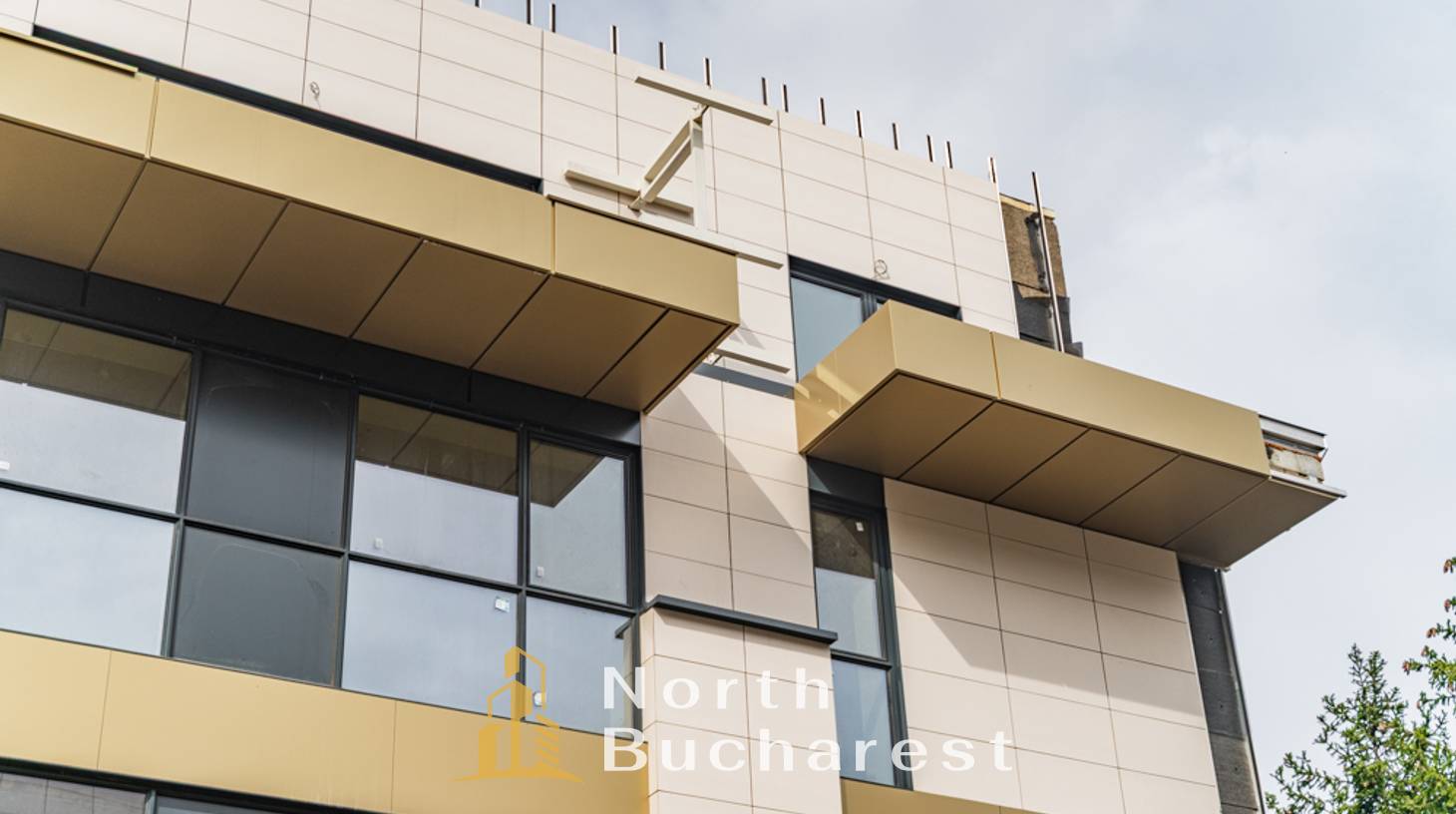 https://images.northbucharest.ro/IABLBM_LBnRPOlRwpaUJ-CpVqPMXy2ZTeTqStQ8gKqA/watermark:0.75:so:0:30:0.39/resize:fill:1460:816:1/gravity:ce/bG9jYWw6Ly8vZXN0YXRlL2xyLzRlNzViNWYwLWI2NTMtNGI3YS05M2YwLTQ1ODQxOWQyNTU0NC5qcGVn