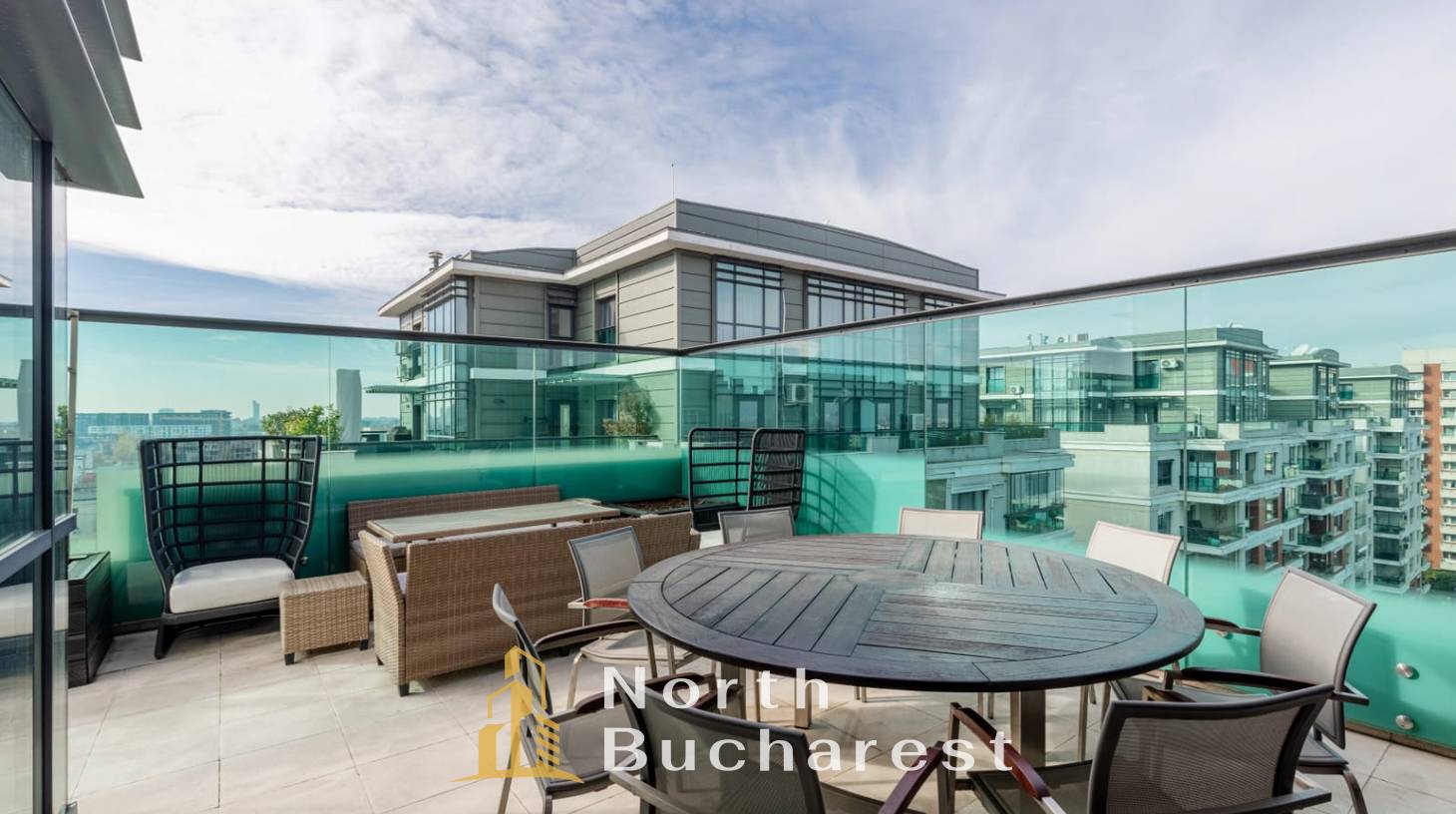 https://images.northbucharest.ro/ICuTtne1sTPbyZsFSkaqbMA58aQDgMaK3whdfdH4tUc/watermark:0.75:so:0:30:0.39/resize:fill:1460:816:1/gravity:ce/bG9jYWw6Ly8vZXN0YXRlL2xyLzgzOGQzNzJiLTM0YjQtNGUzYy04YjRlLTExOGJhMzMxYmU0ZC5qcGVn