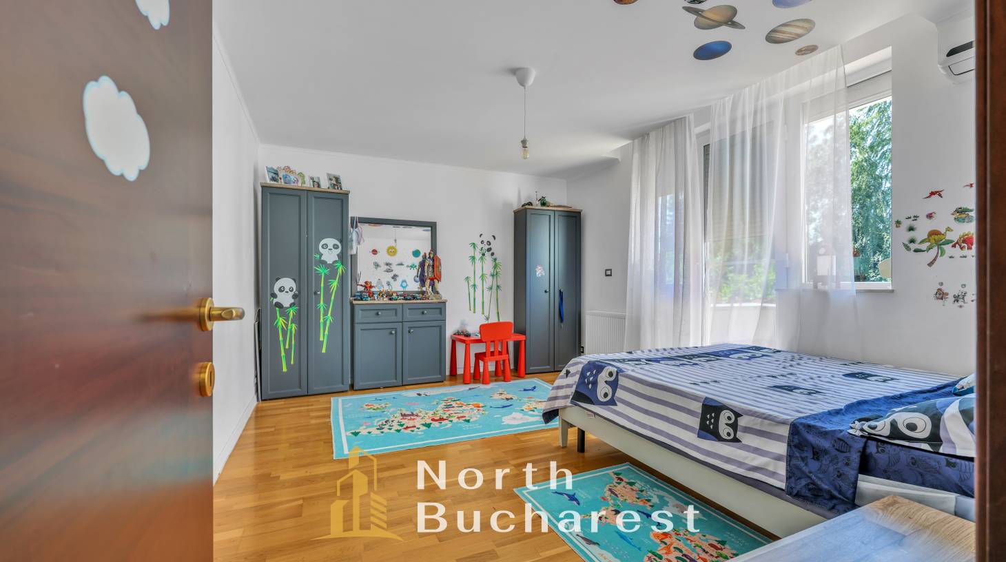 https://images.northbucharest.ro/IN359S0lGbb6GEjKpNM4h96RnY9866Q1Cxnp1cMN4LE/watermark:0.75:so:0:30:0.39/resize:fill:1460:816:1/gravity:ce/bG9jYWw6Ly8vZXN0YXRlL2xyLzVmNzVkNWE4LTFlZDAtNGI4OC1iMzQ0LTM5NjQ5ZTgyNTA1ZC5qcGVn