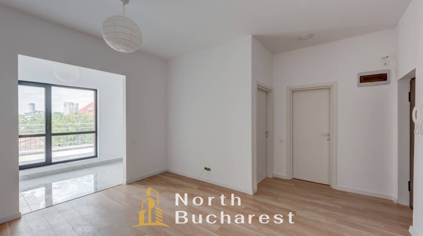 https://images.northbucharest.ro/IZkJCVcODAH2TJ2DcMYoF9OVVg9m9VXpo8cmEvDZpGY/watermark:0.75:so:0:30:0.39/resize:fill:1460:816:1/gravity:ce/bG9jYWw6Ly8vZXN0YXRlL2xyL2R0MW85NmxvbG4yNW92Yy0yMzZfMTAuanBn