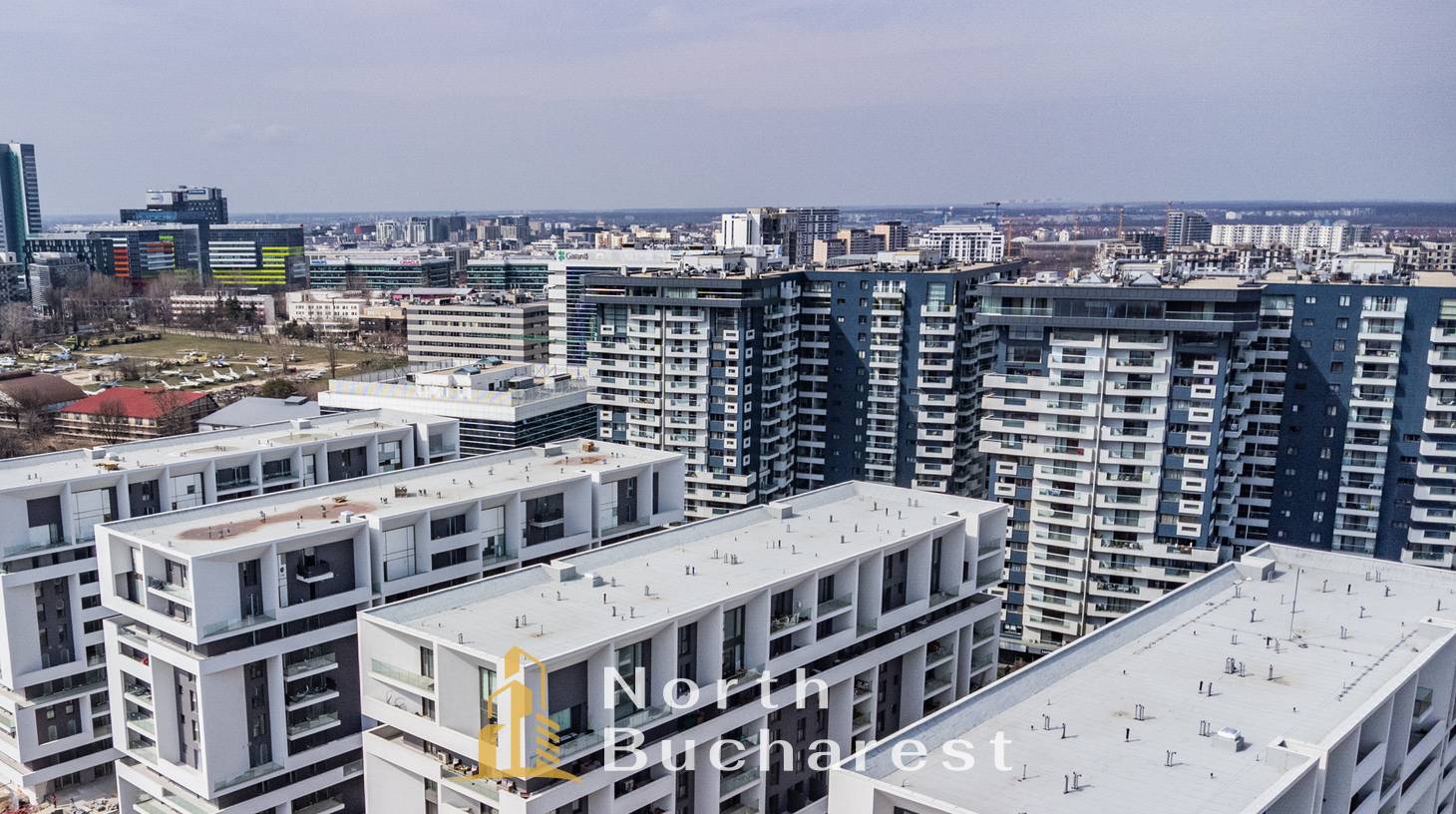 https://images.northbucharest.ro/I_7robpW4uJs1dDKBWotKEPjohHk9IljyzlhAVRGiqA/watermark:0.75:so:0:30:0.39/resize:fill:1460:816:1/gravity:ce/bG9jYWw6Ly8vZXN0YXRlL2xyLzNmOWIzNzFlLTRkYzktNDIwYi1hYjM3LTM2YjE5YjY4YTA2Ny5qcGVn