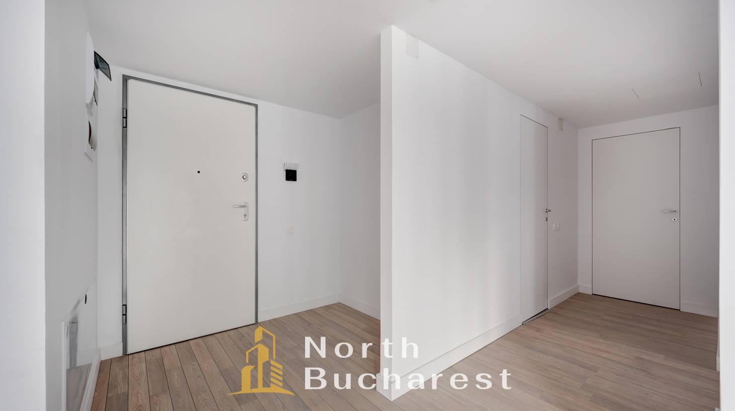 https://images.northbucharest.ro/IdqN-07__R0CEKOiFxJV-UiVHrpsoudoTd_qxqyCXag/watermark:0.75:so:0:30:0.39/resize:fill:1460:816:1/gravity:ce/bG9jYWw6Ly8vZXN0YXRlL2xyLzA2ZTMyYTllLTEyNGUtNGRiMi05ZTg4LTQ2NTgzZjgyNzRmMC5qcGVn