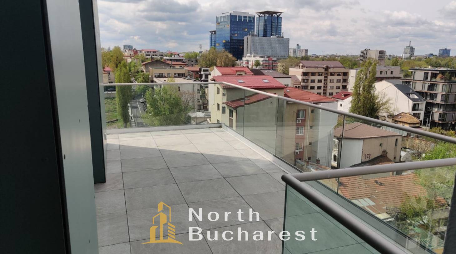 https://images.northbucharest.ro/KMhd0NQqKpan3ZTt--ZStUbyNrPS6P622PXbAj9Kznw/watermark:0.75:so:0:30:0.39/resize:fill:1460:816:1/gravity:ce/bG9jYWw6Ly8vZXN0YXRlL2xyL3hoYjIwNm9wb25uN2szZC00NzNfNS5qcGc