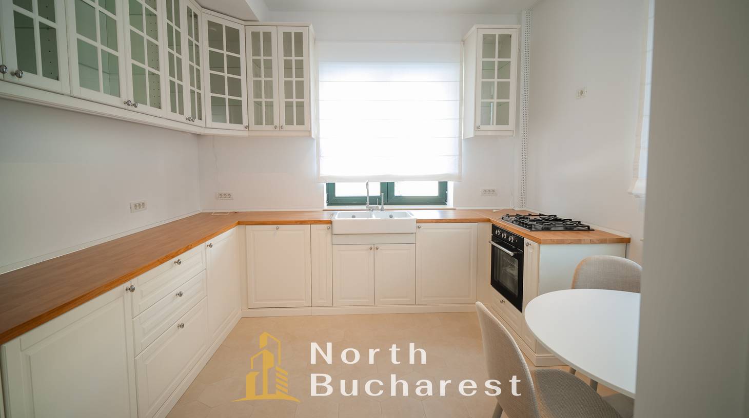 https://images.northbucharest.ro/Ki5Gn4buq7_SpLKi58A4shOsk8GJJ9RORH7CThH8Bcg/watermark:0.75:so:0:30:0.39/resize:fill:1460:816:1/gravity:ce/bG9jYWw6Ly8vZXN0YXRlL2xyLzg1MjY0NmI4LTg4MTctNGY5Yy1hODA5LTk2NTFmNzJlOWE2My5qcGVn