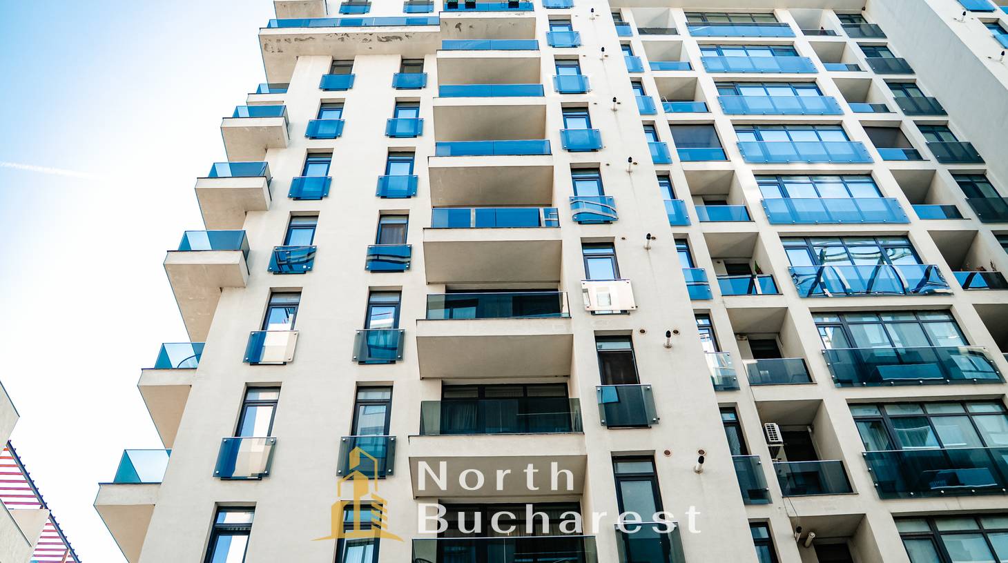 https://images.northbucharest.ro/KzHKPuaG2fytCwY4I4GLaL7b7O6tnR0qPnwMnln0oiM/watermark:0.75:so:0:30:0.39/resize:fill:1460:816:1/gravity:ce/bG9jYWw6Ly8vZXN0YXRlL2xyLzNmNTM0NDVmLTZkYjctNDY3OS05OGJjLTMxZWFlZDQyYTM2Ni5qcGVn