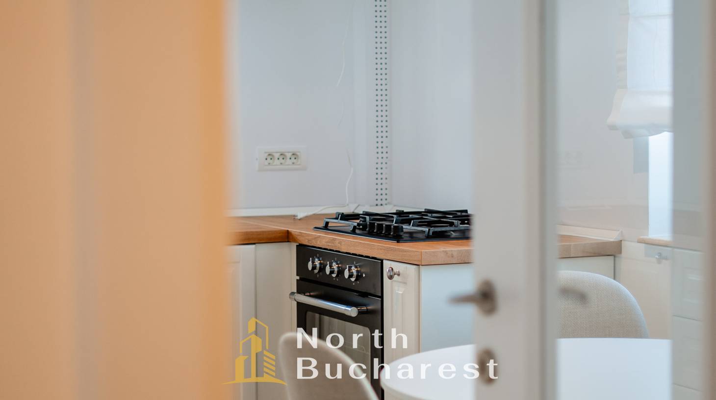 https://images.northbucharest.ro/L61a8y-VXkhny2efs1Jz6IM8v3FBesxdxcMApmlz6TY/watermark:0.75:so:0:30:0.39/resize:fill:1460:816:1/gravity:ce/bG9jYWw6Ly8vZXN0YXRlL2xyLzJlODliZmMyLTQwYTUtNDllNi04ZWE5LTE4ODlmMDk5M2E1Ny5qcGVn