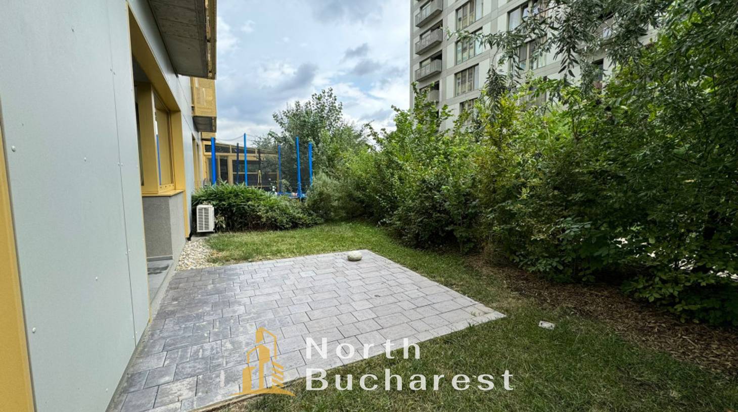 https://images.northbucharest.ro/LQV-ElNCpB_7PTjv9QvAXTHowo-E1X8OSOwT4BqjC3M/watermark:0.75:so:0:30:0.39/resize:fill:1460:816:1/gravity:ce/bG9jYWw6Ly8vZXN0YXRlL2xyLzV1YzFoemF1MGkwNGJmdC02MDVfMy5qcGc