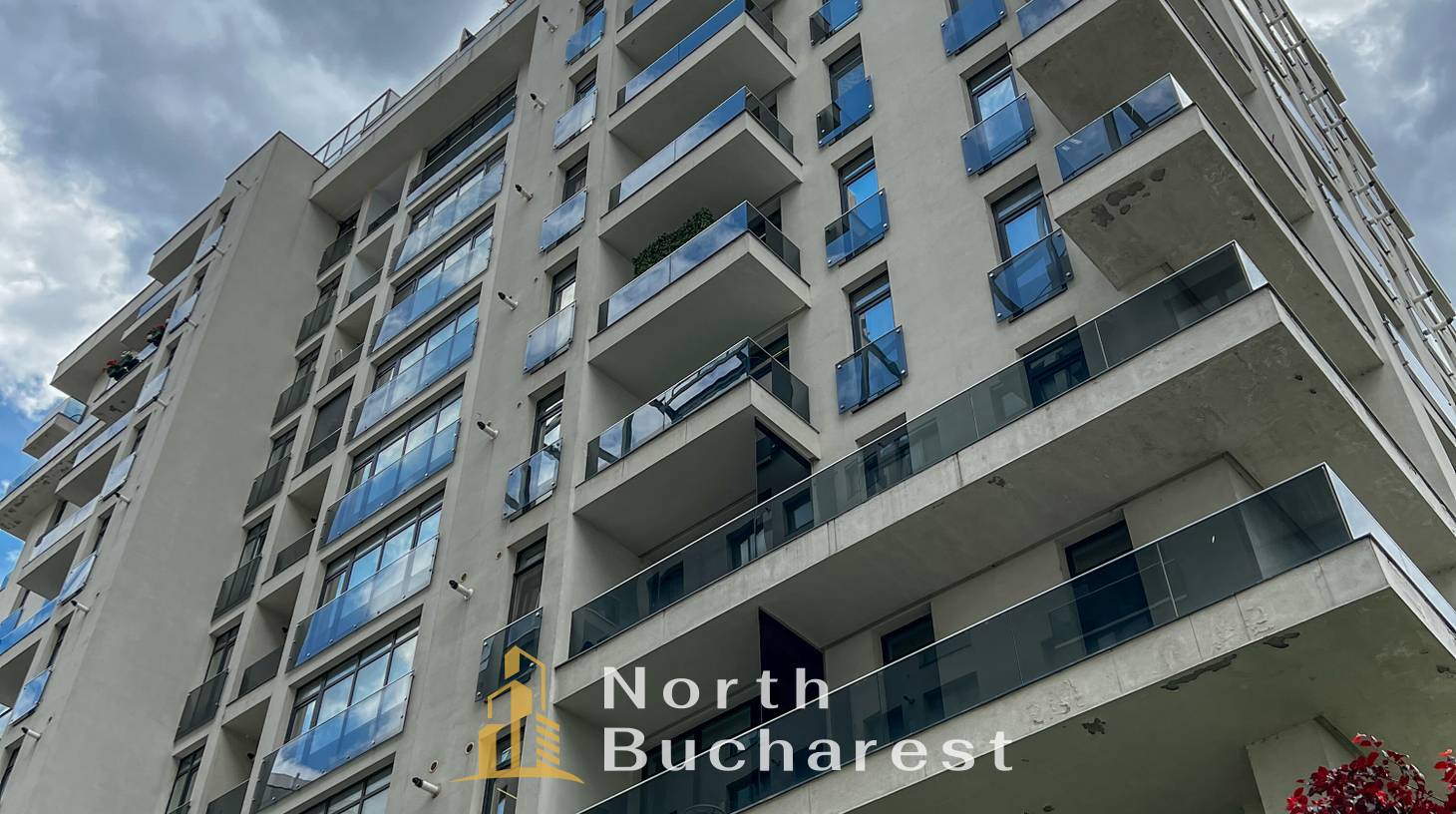 https://images.northbucharest.ro/LpnkdUsSGRUd-S2O-Z0g46XwGaHa-aVxiO0j7Tvuq_I/watermark:0.75:so:0:30:0.39/resize:fill:1460:816:1/gravity:ce/bG9jYWw6Ly8vZXN0YXRlL2xyLzM4ZDZjMGQwLWE4OWUtNDcxNS04OGQ0LTJkODBmOTc1NzFlZC5qcGVn