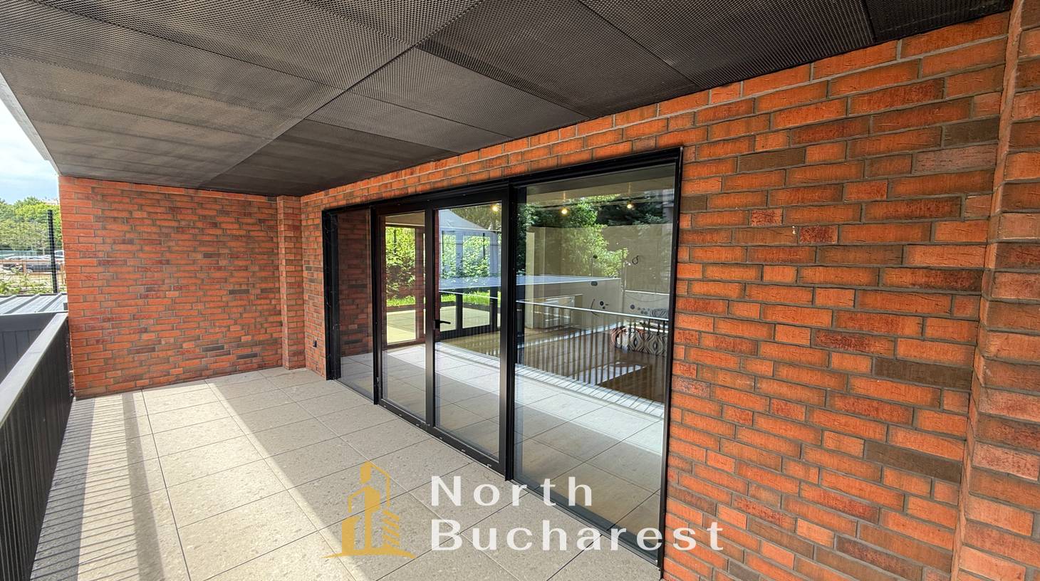 https://images.northbucharest.ro/MfrLzs8Z9dZetMbN4qfswh6CdG068pFbomE2yPiD_0c/watermark:0.75:so:0:30:0.39/resize:fill:1460:816:1/gravity:ce/bG9jYWw6Ly8vZXN0YXRlL2xyL2YxMjljNWQ2LWU2NGItNDU5Yi05YzExLWViMGZiNjExYmQ0OC5qcGVn