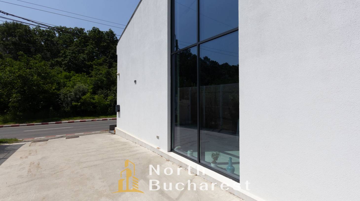 https://images.northbucharest.ro/MuSmUvZc3uAZN5aOVYX8MGyTjj4SGR1OmxNrlXi3qog/watermark:0.75:so:0:30:0.39/resize:fill:1460:816:1/gravity:ce/bG9jYWw6Ly8vZXN0YXRlL2xyLzUzMWRlNTRmLTkzYTYtNDZlOC1hYTYxLWMxYTVmMGNhZjcxOC5qcGVn