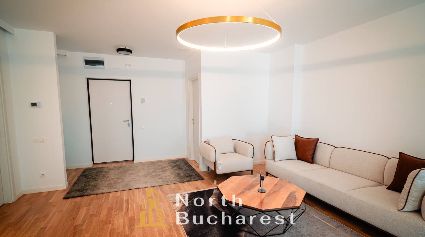 https://images.northbucharest.ro/N3MpUPC4m9QHTaVthT0NPcmZba7sEU3u90E3RQZ2jzs/watermark:0.75:so:0:30:0.39/resize:fill:1460:816:1/gravity:ce/bG9jYWw6Ly8vZXN0YXRlL2xyLzI5NjA5N2M3LWYzMGItNDE5Yi1hMmJlLTQ4MmNmMTQzMDI3Ny5qcGVn