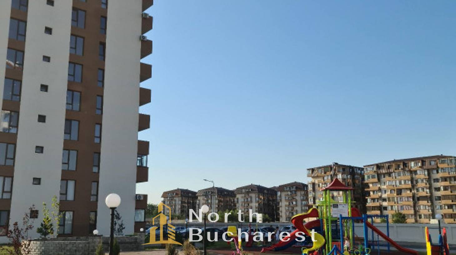 https://images.northbucharest.ro/O6Hlkm4bFDV7C_bqm3goZB2tNVYnBhtXrSBQb_m1ehk/watermark:0.75:so:0:30:0.39/resize:fill:1460:816:1/gravity:ce/bG9jYWw6Ly8vZXN0YXRlL2xyLzlmcWt2OHEzbTcwbXAxMC00OTlfMTMuanBn