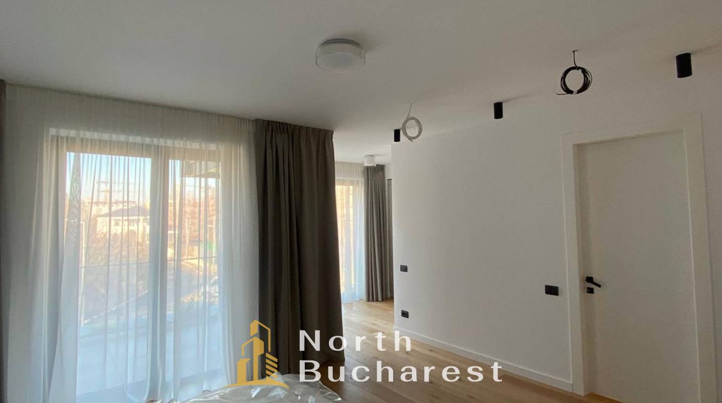 https://images.northbucharest.ro/PF0WbnhVW2Jgl9kuKKQXSnTD_Seq3pW28qoM1IatIeY/watermark:0.75:so:0:30:0.39/resize:fill:1460:816:1/gravity:ce/bG9jYWw6Ly8vZXN0YXRlL2xyLzE5ZGVlMGVhLWUzYjMtNGMwZS04NDY4LWZmYWFhYjkwZTRlYi5qcGVn