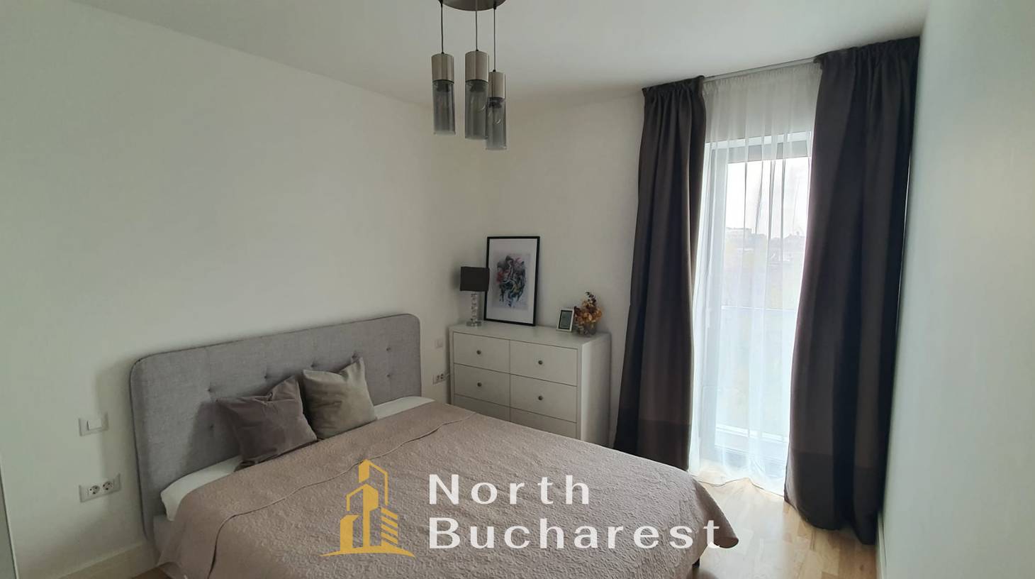 https://images.northbucharest.ro/PMSkRIthTpc1M0YrkvvItj0s0HeDfQtsly1dDR79zrY/watermark:0.75:so:0:30:0.39/resize:fill:1460:816:1/gravity:ce/bG9jYWw6Ly8vZXN0YXRlL2xyLzgzMTMyMjc2LTU2NDUtNDUxMC1hODg2LWMwMzU0YjI0NWY1Yi5qcGVn
