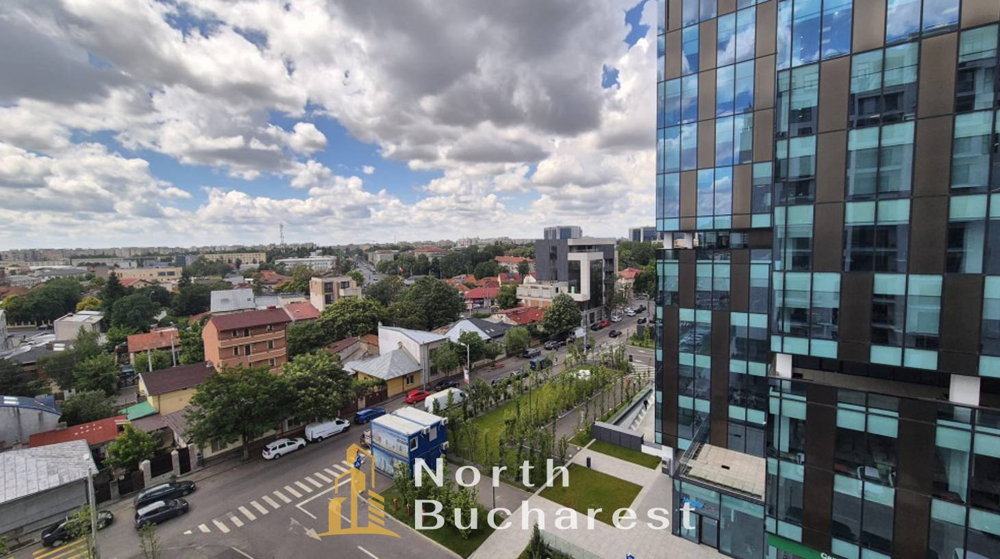 https://images.northbucharest.ro/PqpQgzykk2HG_KY7iM5OP5AU6ObninQB2dGsPsGoWx8/watermark:0.75:so:0:30:0.39/resize:fill:1460:816:1/gravity:ce/bG9jYWw6Ly8vZXN0YXRlL2xyL3BkbnE5OHljY213OTNyYS01NjFfMTMuanBn