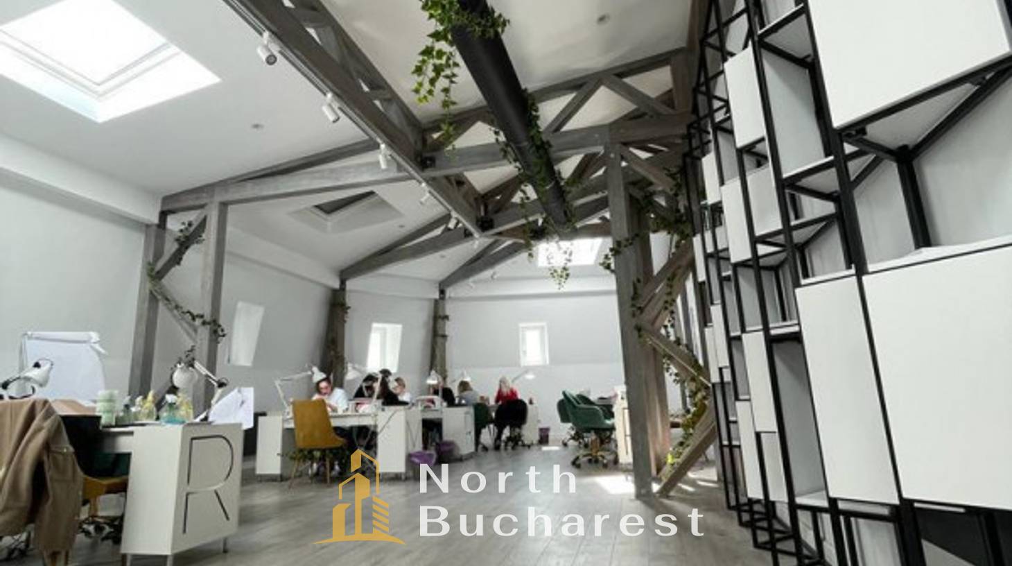 https://images.northbucharest.ro/Q21tLwMs3UnqRV6sib103Wr9_cfjBfmqrXPSObdo1nA/watermark:0.75:so:0:30:0.39/resize:fill:1460:816:1/gravity:ce/bG9jYWw6Ly8vZXN0YXRlL2xyL3pqYWViOGd2bWNmNzUzNS00NzlfMTEuanBn