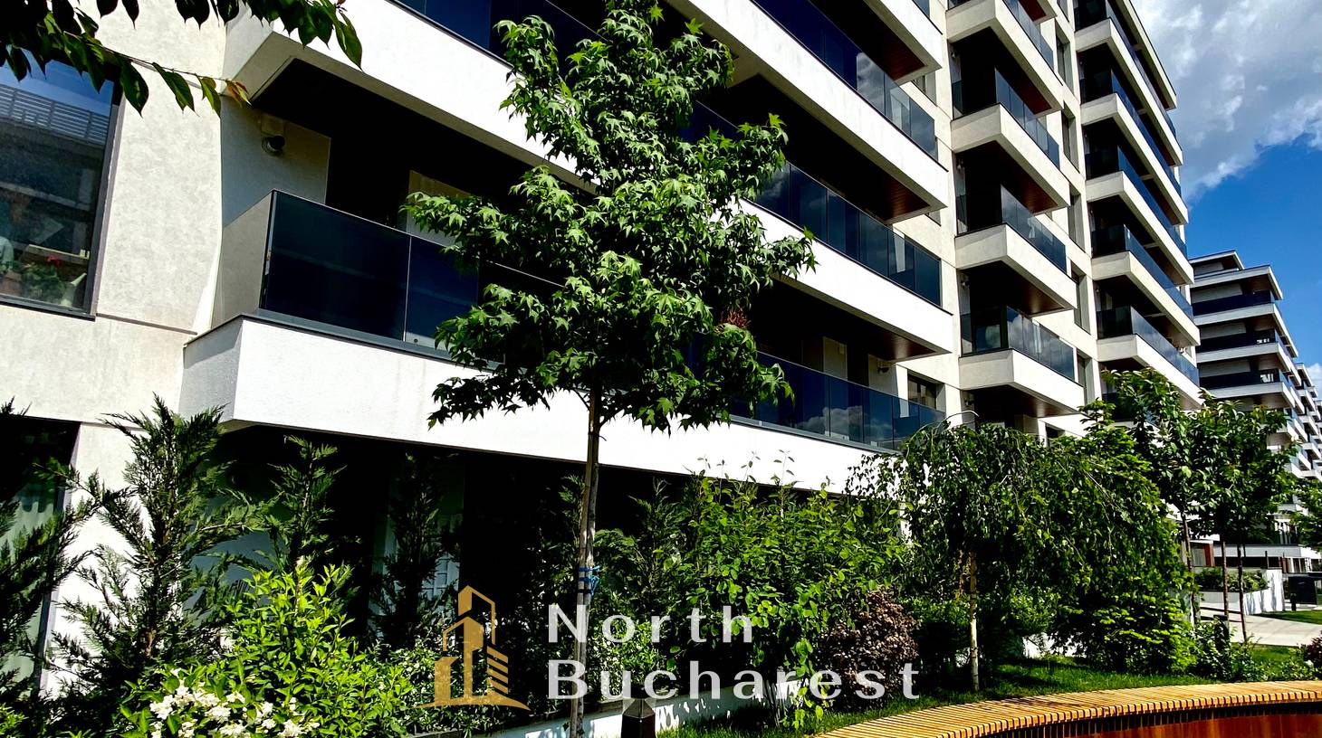 https://images.northbucharest.ro/RVpE30hgfh9BW6FHl1t2TEsgqAi-nE3jWck3GQfpA6I/watermark:0.75:so:0:30:0.39/resize:fill:1460:816:1/gravity:ce/bG9jYWw6Ly8vZXN0YXRlL2xyLzliYzVjMjUzLWE2ODUtNDlmMy04MjkxLWM5MmQ4MDhiMjgyZS5qcGVn