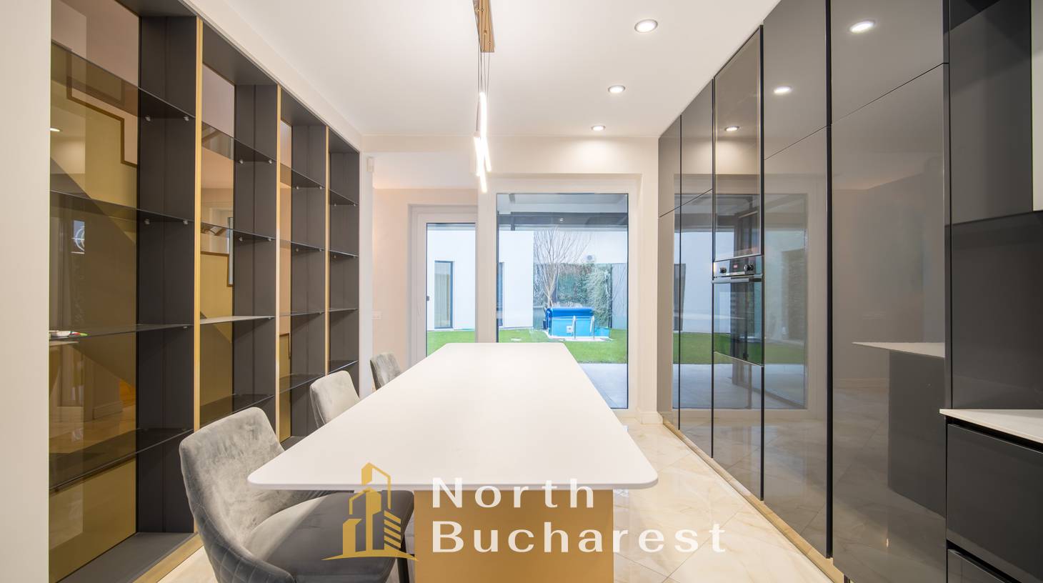 https://images.northbucharest.ro/Rc5jiXx2zDFFdab4Vomu_mK44Tcctg39lLS4yUJgoIk/watermark:0.75:so:0:30:0.39/resize:fill:1460:816:1/gravity:ce/bG9jYWw6Ly8vZXN0YXRlL2xyL2VlZGViMzg2LWRjZTEtNDk1YS1iY2FjLTExNDgxZGFmNDcyNS5qcGVn