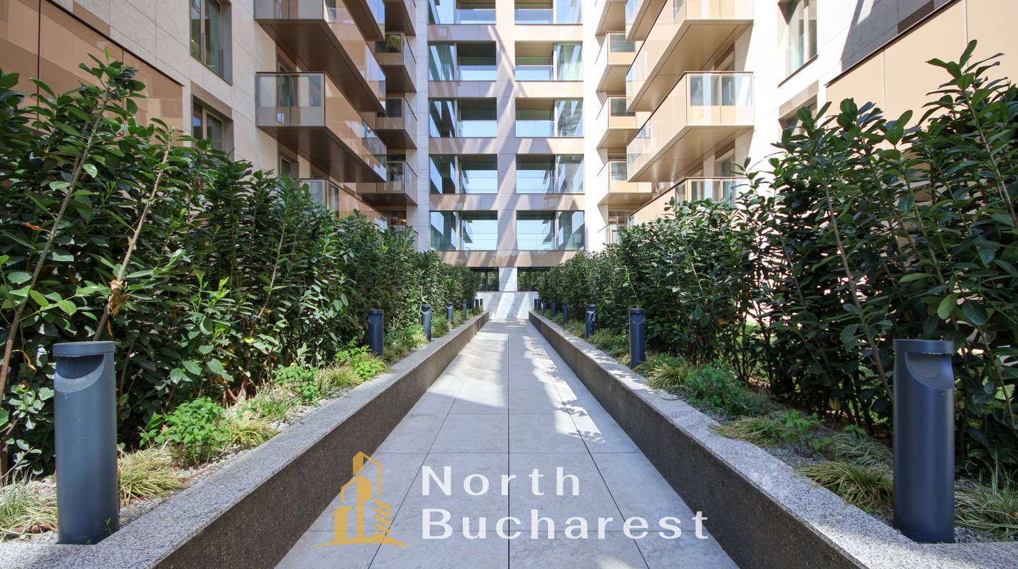 https://images.northbucharest.ro/SGJcXqlusSLwi9fcPh9uaAQW0f6oujp2yFEQ0QrsQZ8/watermark:0.75:so:0:30:0.39/resize:fill:1460:816:1/gravity:ce/bG9jYWw6Ly8vZXN0YXRlL2xyL2Q0Y2RjOTQ2LTEyYzItNDZiZS1iYTRlLTAzMTdiNzZmYTE0MC5qcGVn