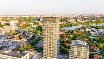 https://images.northbucharest.ro/UVKDS-qR7peMWEfo92dOl3J2LvciaV_OHfnZlX8RvXE/resize:fill:350:198:1/gravity:ce/bG9jYWw6Ly8vZXN0YXRlL2xyL2JhOWUzNjliLWJmMTgtNDRjNi1iZTdjLWM0YzJmMGQ4NDc5Zi5qcGVn
