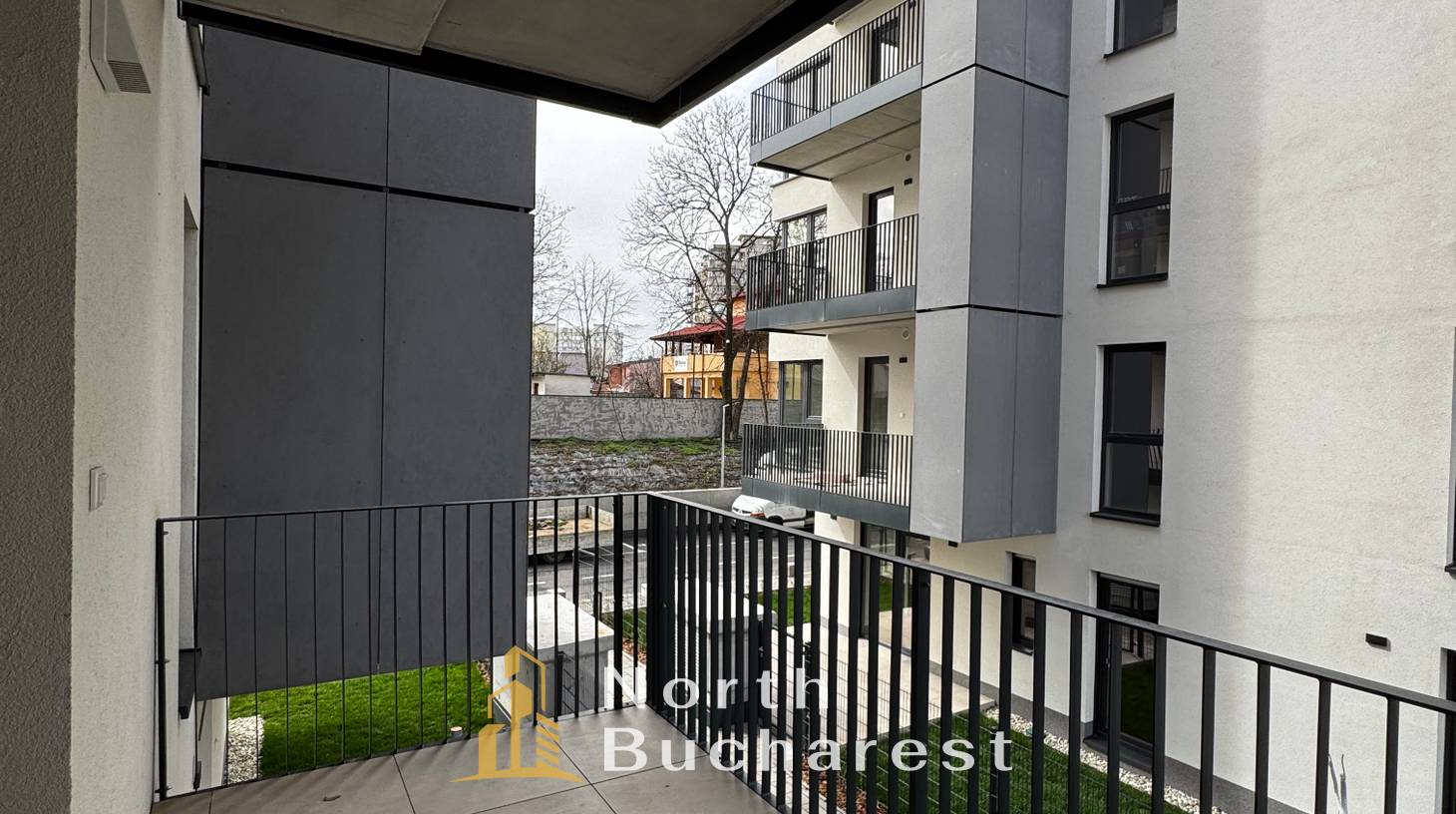 https://images.northbucharest.ro/UW7ZISbXfu7VFoa-vNsVtkrqHXduS8YkMMylNNFND9g/watermark:0.75:so:0:30:0.39/resize:fill:1460:816:1/gravity:ce/bG9jYWw6Ly8vZXN0YXRlL2xyLzBiZGZjNjZhLWJkYTktNGFjZS1iN2EzLTI0NjU1NGMxZjM0NS5qcGVn