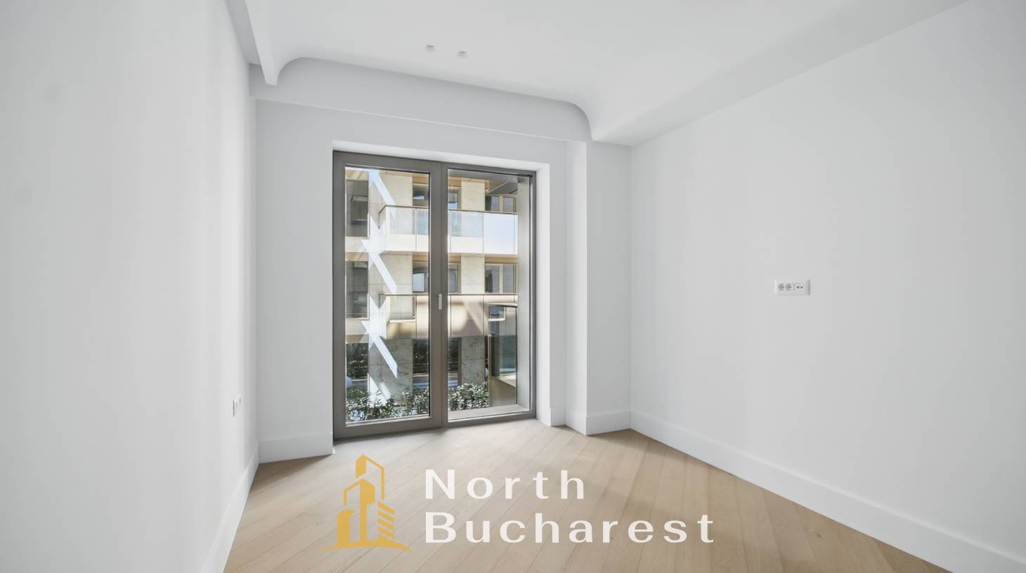 https://images.northbucharest.ro/UvuJ1qFvmH43KfabyyMA2VfLMynhemcQwLvI751SPIE/watermark:0.75:so:0:30:0.39/resize:fill:1460:816:1/gravity:ce/bG9jYWw6Ly8vZXN0YXRlL2xyLzVjYTU0M2ZmLWM2ZTItNDE4MC1hOWQxLWVmOGU1NGI1NDM0Yy5qcGVn