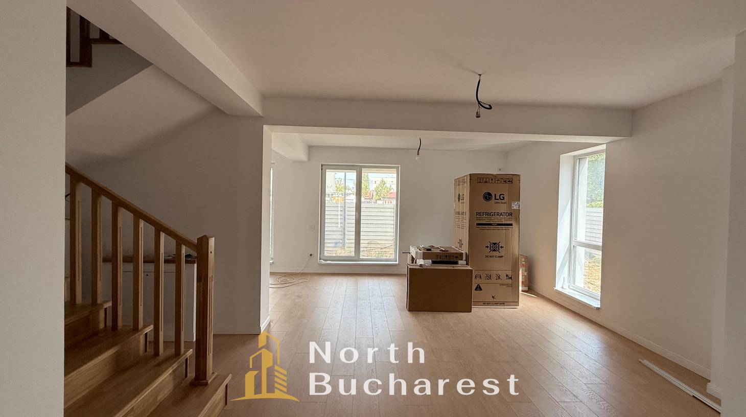 https://images.northbucharest.ro/V3asFTkHQhTSlz5hD3AB11K6CEiM6xa15OuGKMggjrw/watermark:0.75:so:0:30:0.39/resize:fill:1460:816:1/gravity:ce/bG9jYWw6Ly8vZXN0YXRlL2xyLzAwODkxOWZkLTE2MDUtNGU3Ni05OTllLTM3NWRkY2VjNjRmYi5qcGVn