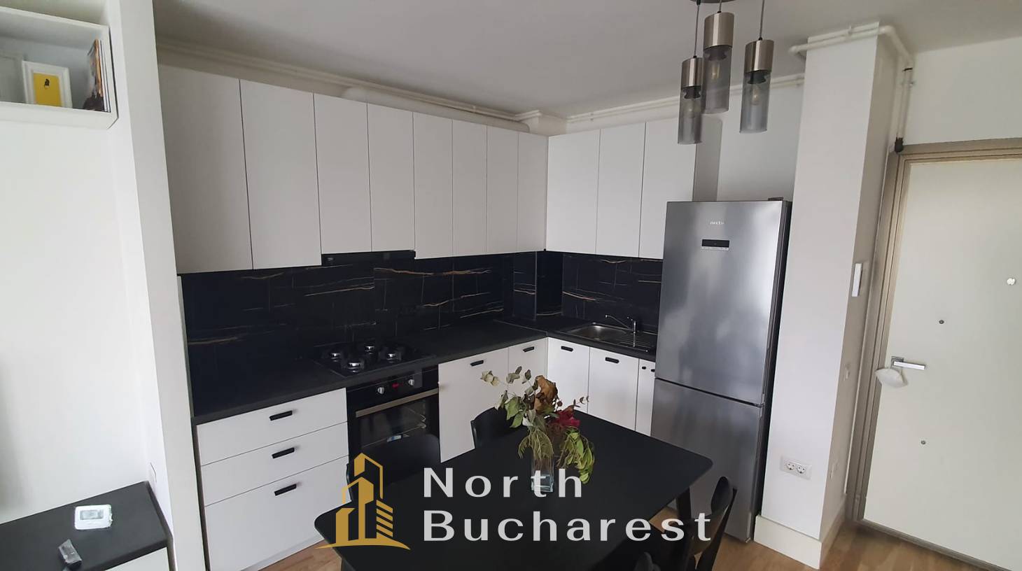 https://images.northbucharest.ro/VCwlchDvaM-yvKEDnXRh8P6wDrBBZyQID6BtM0gm9Ag/watermark:0.75:so:0:30:0.39/resize:fill:1460:816:1/gravity:ce/bG9jYWw6Ly8vZXN0YXRlL2xyLzM5ZTc2ZjlhLWE1ODYtNGZhOC05MWM5LTY3YTlhMTk4NzQ0NS5qcGVn