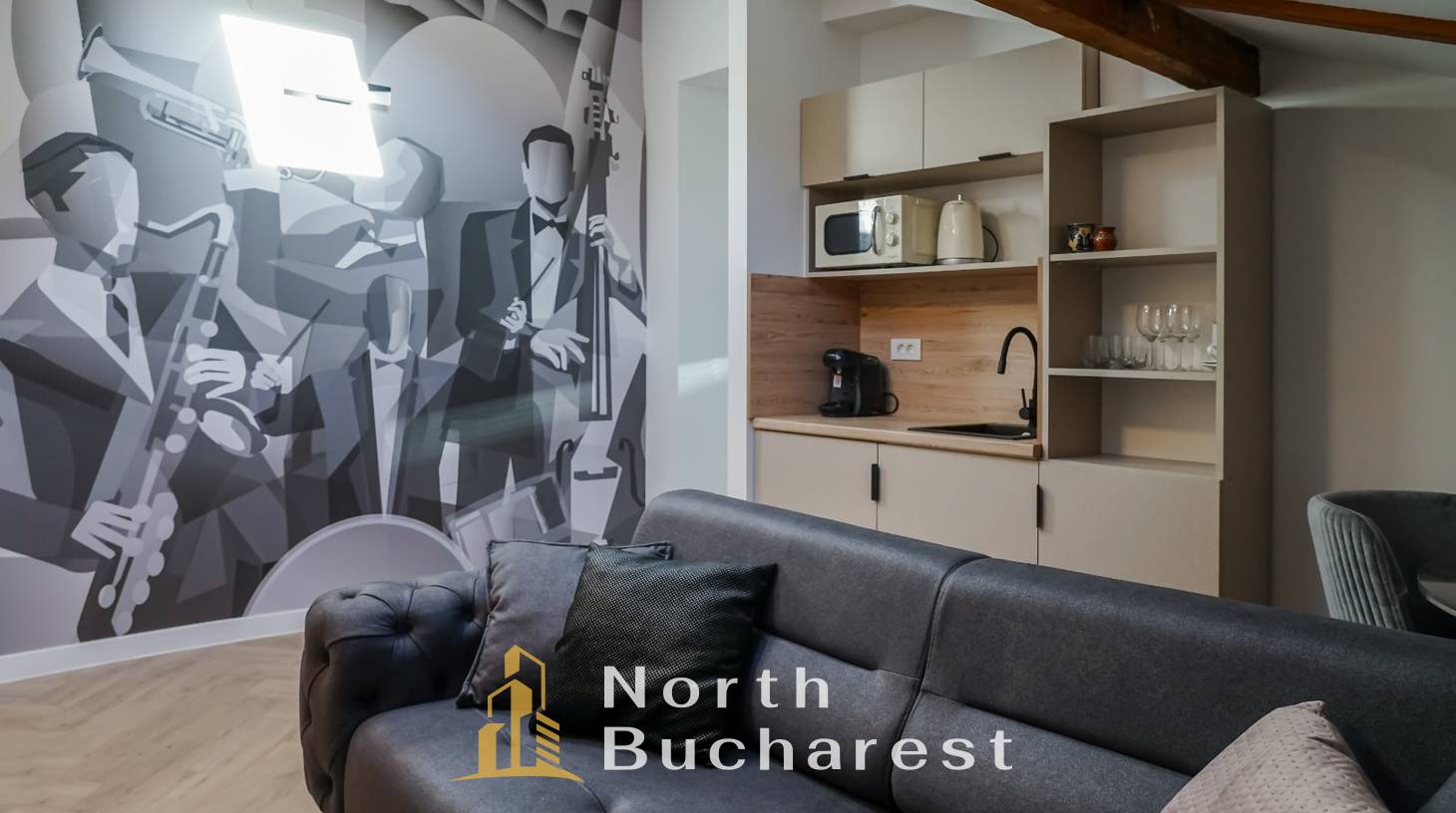 https://images.northbucharest.ro/VlsxJX4tsRWpOwl0auDrHbEPhhAVrj4EdZVWp_WJIr0/watermark:0.75:so:0:30:0.39/resize:fill:1460:816:1/gravity:ce/bG9jYWw6Ly8vZXN0YXRlL2xyLzcwMjJkM2ZkLTc5YjUtNDY2YS1iZDhjLTAyYTkzMGU3YzA4Ny5qcGVn