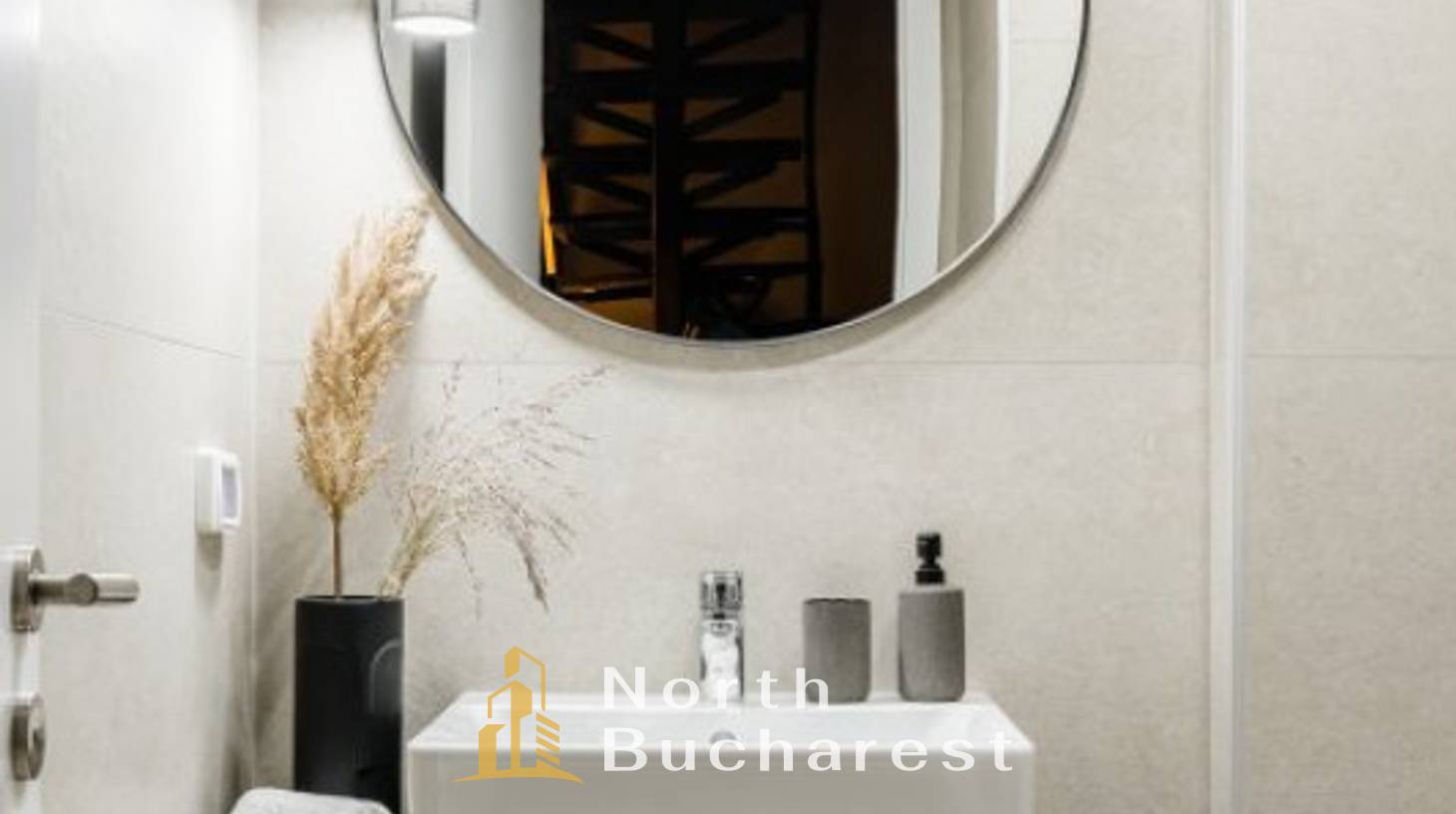 https://images.northbucharest.ro/WQpXOkVaAn8m6BuVAs_U4UbAOEegzlIFdmKK-mE_mnE/watermark:0.75:so:0:30:0.39/resize:fill:1460:816:1/gravity:ce/bG9jYWw6Ly8vZXN0YXRlL2xyL3I1MWp6YXNwdGxjbnp5dC01ODlfMTEuanBn