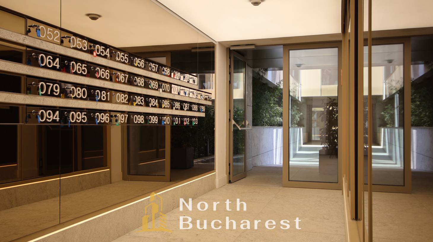 https://images.northbucharest.ro/XJlQCAkcPi-h1uEACHzyZ3pxWAs0zD_CrZ7WFRfkXcE/watermark:0.75:so:0:30:0.39/resize:fill:1460:816:1/gravity:ce/bG9jYWw6Ly8vZXN0YXRlL2xyLzJlNzAxM2NmLTBjNzItNDlmMS05MjNjLTlmZTUwNGMzMWE0Ny5qcGVn