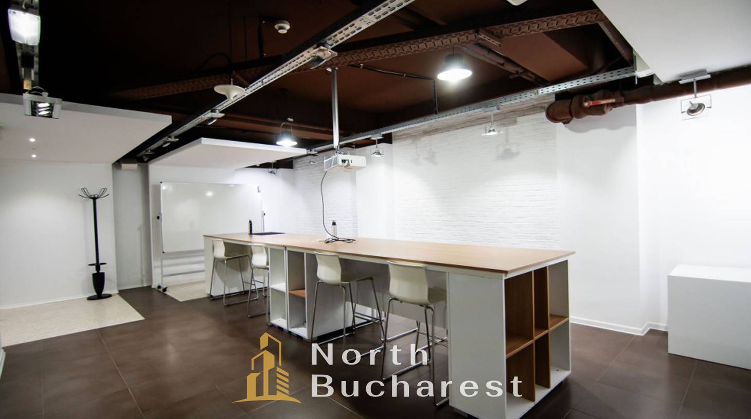 https://images.northbucharest.ro/X_oEDQ4f1csiBMwc-IE_kQ16mcfCdmnXHuf2AfCUL04/watermark:0.75:so:0:30:0.39/resize:fill:1460:816:1/gravity:ce/bG9jYWw6Ly8vZXN0YXRlL2xyL3R6NDduYWRoazV1eGxoNS01OTZfMTIuanBn