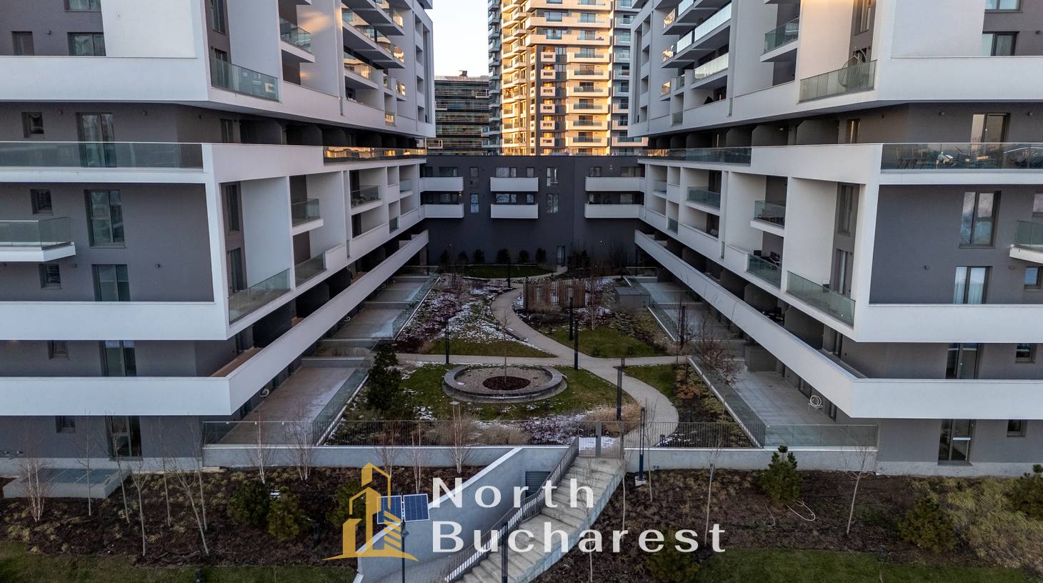 https://images.northbucharest.ro/XfUQx-K78mQVaHW8fF6S86cG2DJDF4LyWpJfvT-duqU/watermark:0.75:so:0:30:0.39/resize:fill:1460:816:1/gravity:ce/bG9jYWw6Ly8vZXN0YXRlL2xyLzRjNTgxNjYwLTg2OWYtNDY0YS04ZWVmLTU4Y2E1NDE0ZmM3NS5qcGVn