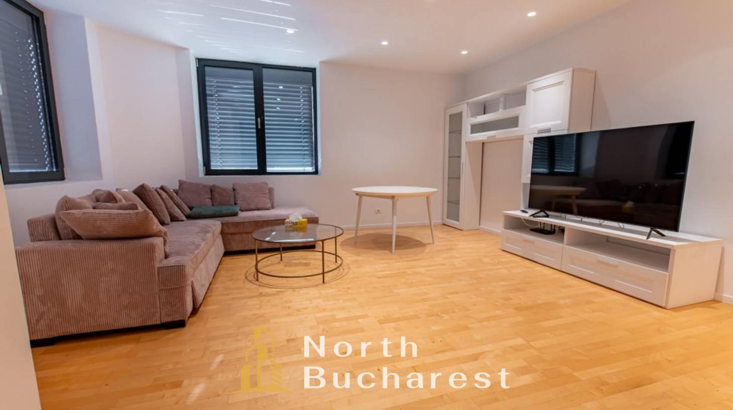 https://images.northbucharest.ro/XpWqeRm3KNr4cQ0jUiCVViTfIqqpobtk6oi3LfMV6Rk/watermark:0.75:so:0:30:0.39/resize:fill:1460:816:1/gravity:ce/bG9jYWw6Ly8vZXN0YXRlL2xyL2ozbWNzazJ5azNkY3l5eS02NTUuanBn