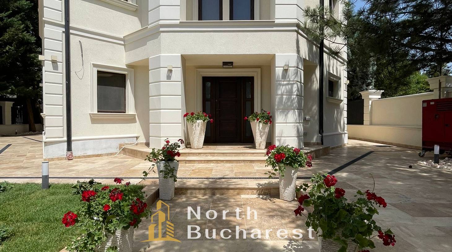 https://images.northbucharest.ro/YtmONjkf9L5XLGzExIQhPC8WKiHs08JtvWDdnQvldmE/watermark:0.75:so:0:30:0.39/resize:fill:1460:816:1/gravity:ce/bG9jYWw6Ly8vZXN0YXRlL2xyL2NkYWEwM2NmLTY0OGUtNGU0MS1iNTAyLWYwN2Q3ZTJjNmFjZS5qcGVn