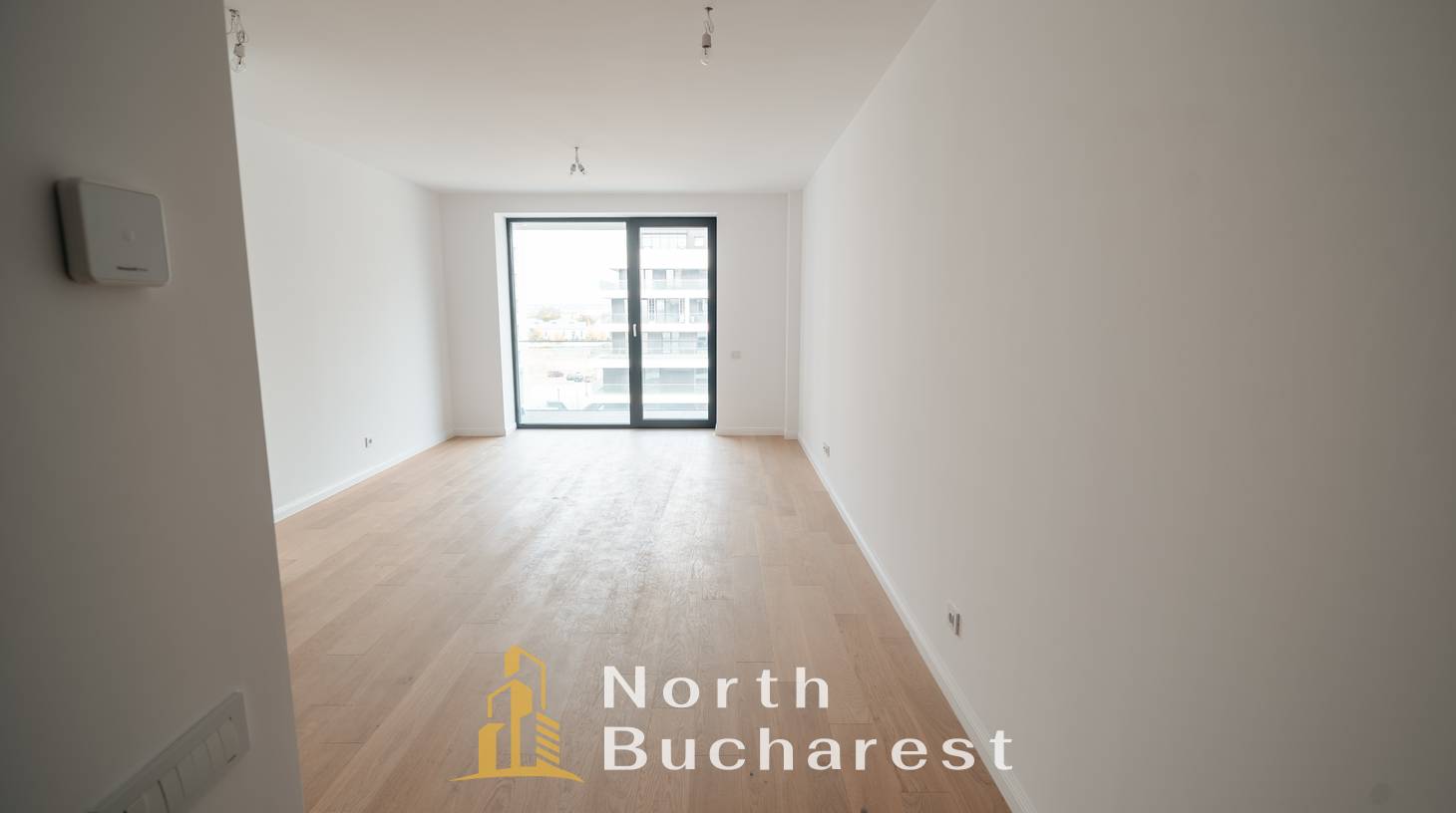 https://images.northbucharest.ro/Z6URYW1BpFyfOExJyb5bGgS5kDsLnUGOXbZy0sK6Pno/watermark:0.75:so:0:30:0.39/resize:fill:1460:816:1/gravity:ce/bG9jYWw6Ly8vZXN0YXRlL2xyLzI2ODA1NWYwLWFiNGMtNDc5ZC04NTIzLWYxODQ5MDI0MWRjNC5qcGVn