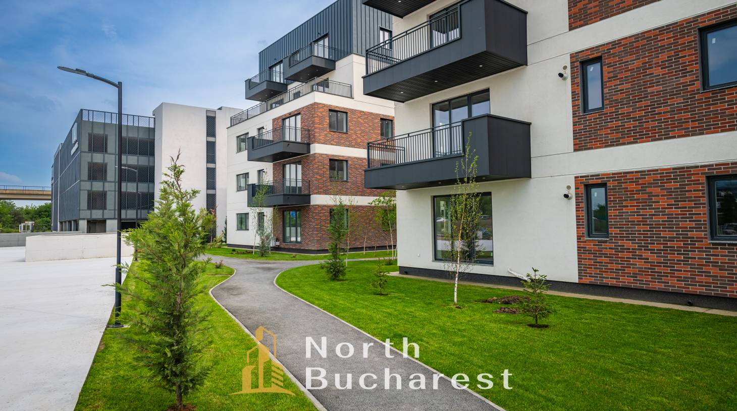 https://images.northbucharest.ro/Z7eQkgbTpliOI6QIwSKGWAy9QAUrx5-RdV8xxdp8WaA/watermark:0.75:so:0:30:0.39/resize:fill:1460:816:1/gravity:ce/bG9jYWw6Ly8vZXN0YXRlL2xyL2NlYjRhYTI0LWUyYmEtNDFlMi05NDQwLTMxYTk5OTBjZjEyMy5qcGVn