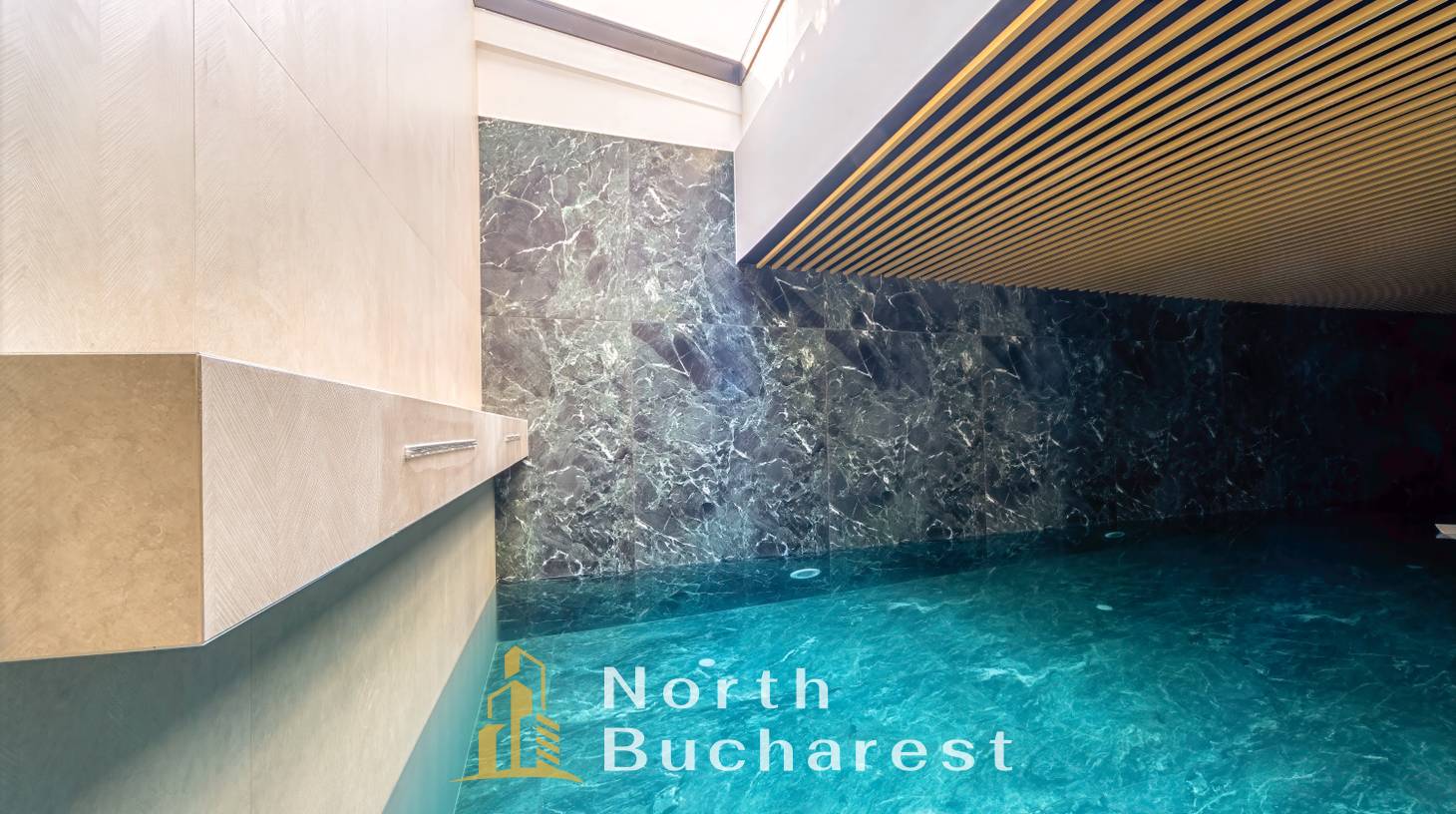 https://images.northbucharest.ro/ZWmr2W_xYjAH7r1bxXL52q2xAT9JTcuLy_ZHIhgKibg/watermark:0.75:so:0:30:0.39/resize:fill:1460:816:1/gravity:ce/bG9jYWw6Ly8vZXN0YXRlL2xyL2Q1MzQ5YWJjLTc5MTEtNDI5My1hYzU2LWI3NTQzYWNlMThlZS5qcGVn