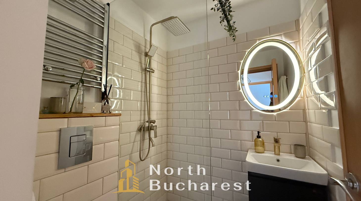 https://images.northbucharest.ro/ZluDaw2NO6G0_8cVnRtqymbJRH9zqZVmdEL2o0e132c/watermark:0.75:so:0:30:0.39/resize:fill:1460:816:1/gravity:ce/bG9jYWw6Ly8vZXN0YXRlL2xyL2RjYTg3MzY4LTUzOWQtNGFlYy04N2E4LTFmNzJlMDBlZGU0My5qcGVn