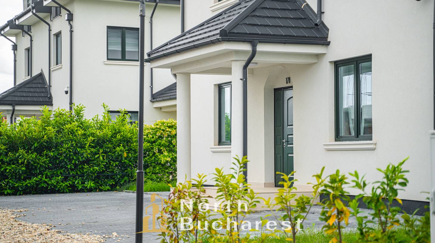 https://images.northbucharest.ro/ZmW_9pF_Af1-aiJtu30qKSp6EVtdgQDZVc2rJcnff6E/watermark:0.75:so:0:30:0.39/resize:fill:1460:816:1/gravity:ce/bG9jYWw6Ly8vZXN0YXRlL2xyLzgxMTk5NmY2LTQ3M2YtNDRhYy1iOGUxLTRlOGM5NGNmZDExNS5qcGVn