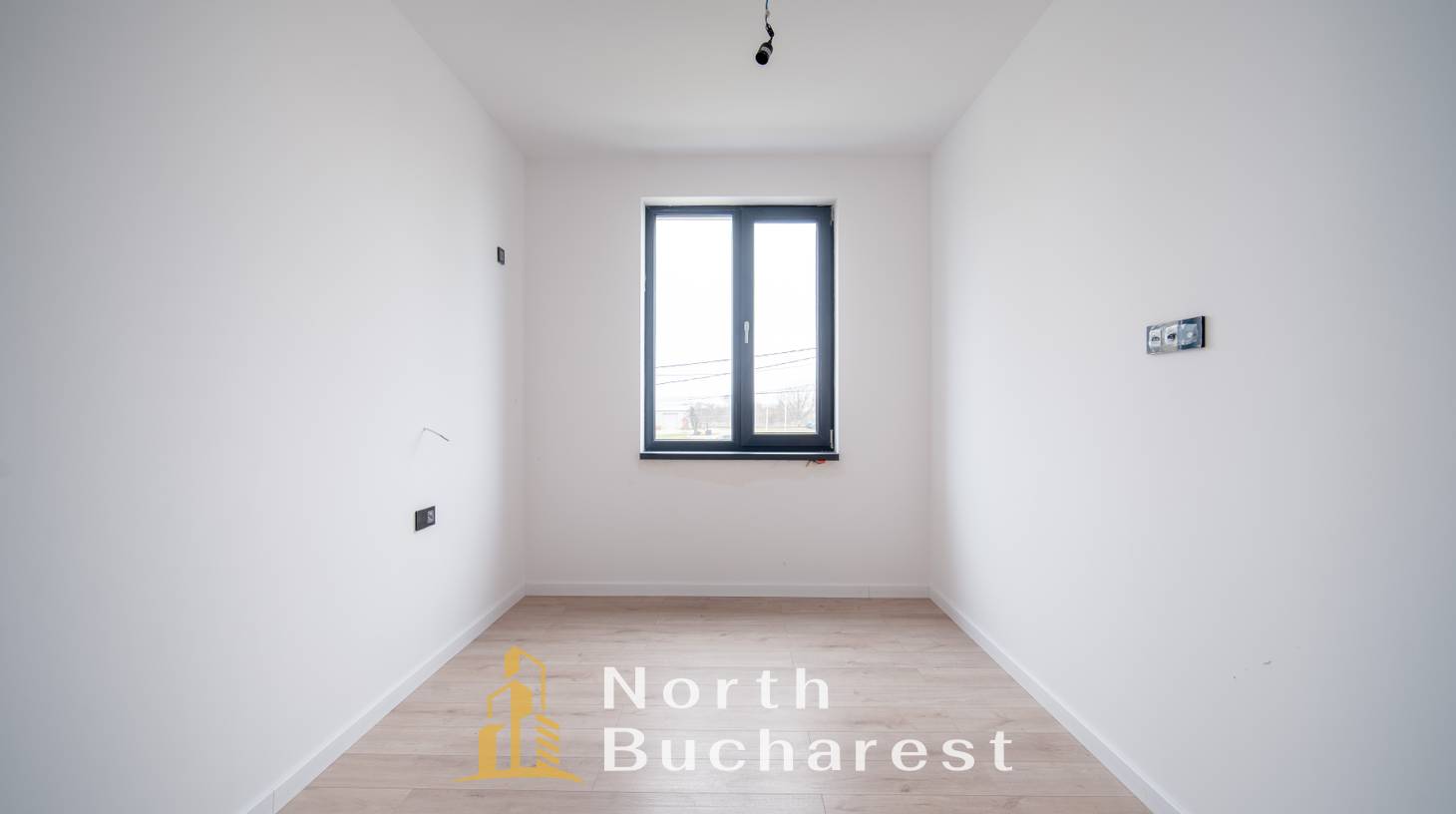 https://images.northbucharest.ro/aJ3G3l4yDswFJxukzGZGsp3hYNTWq1Wlfo-1OzuiUwM/watermark:0.75:so:0:30:0.39/resize:fill:1460:816:1/gravity:ce/bG9jYWw6Ly8vZXN0YXRlL2xyLzhjMDNmNDUyLTRjZjEtNDUzZS1hNWY1LTM1MWVhYzk5YThiNi5qcGVn