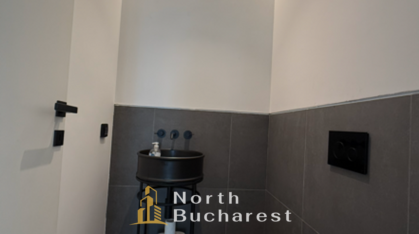 https://images.northbucharest.ro/auvQ67GTyhsSal9i0Eo1inI88yi3fW_zu8feO67YJeQ/watermark:0.75:so:0:30:0.39/resize:fill:1460:816:1/gravity:ce/bG9jYWw6Ly8vZXN0YXRlL2xyLzQ2YzJiNTYwLWQwMDktNGQ2Yy1hZjIxLTZiYmRhNGJkNjU4NC5wbmc